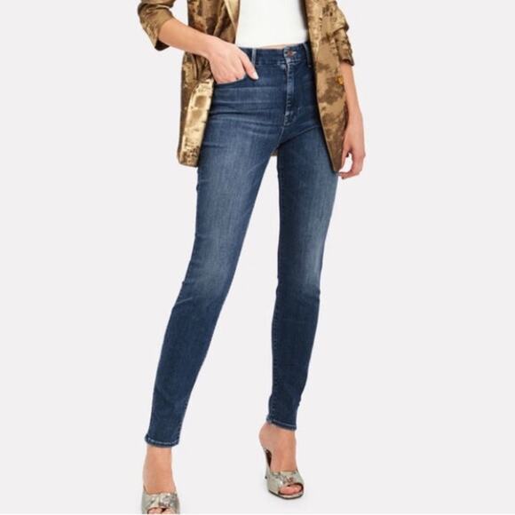 MOTHER The Looker in Groovin Distressed Jeans Size 26x 30 - Picture 1 of 14
